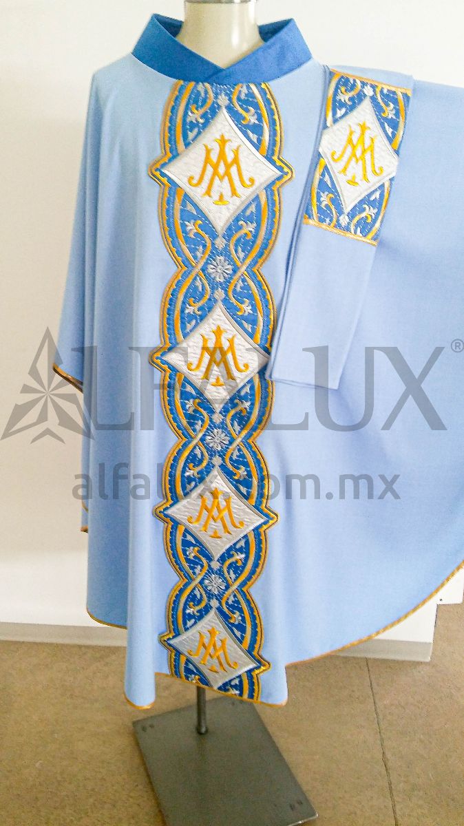 05 FRANCES SILUETA MA Azul Cielo Central